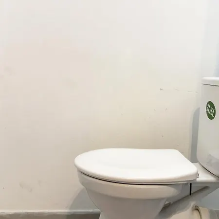 Guest house Proche De Paris Et A 10 Minutes D'orly 3*