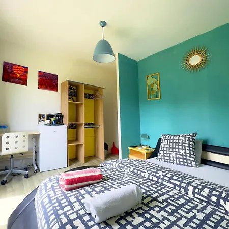 Guest house Proche De Paris Et A 10 Minutes D'orly *